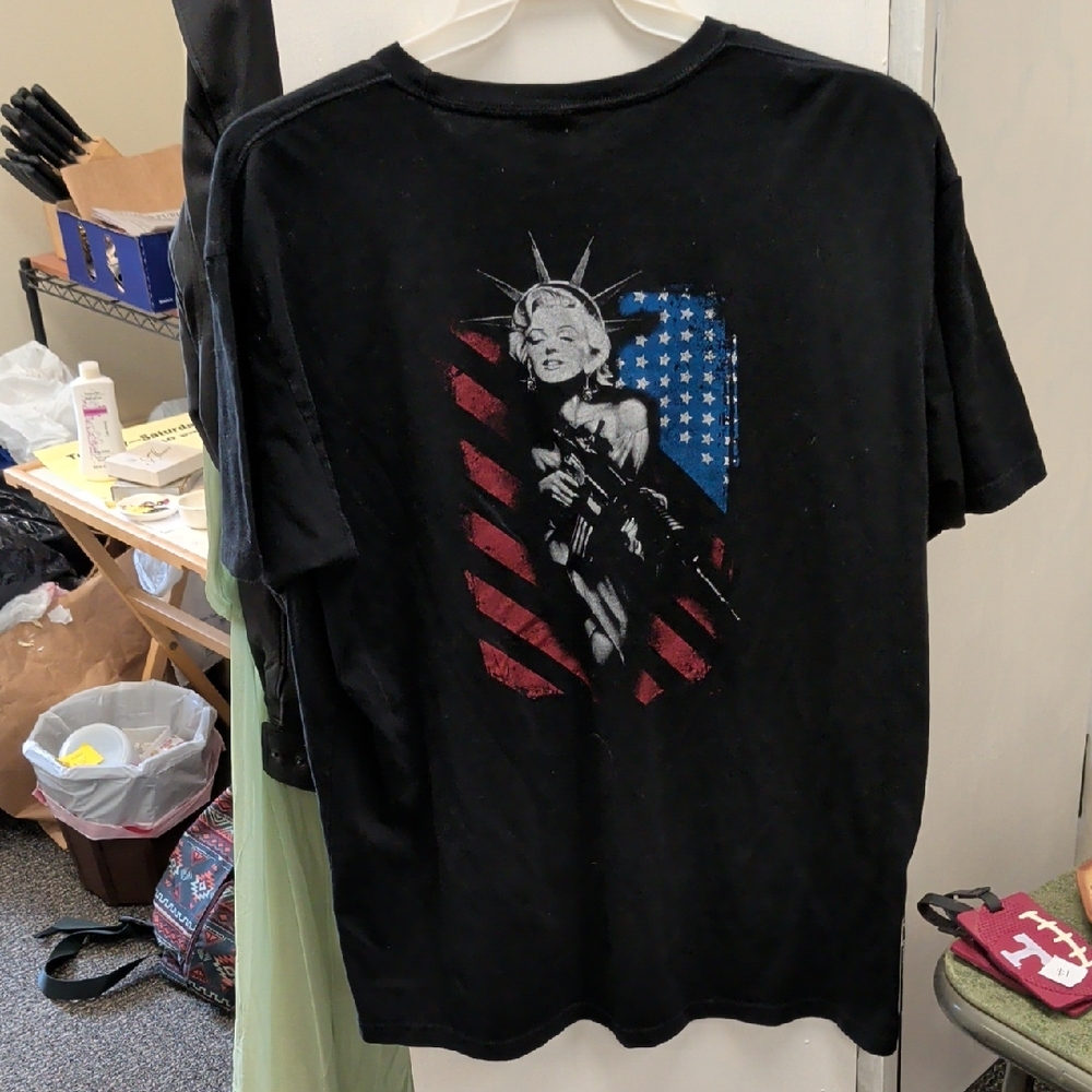 Marilyn Monroe Graffic Tee